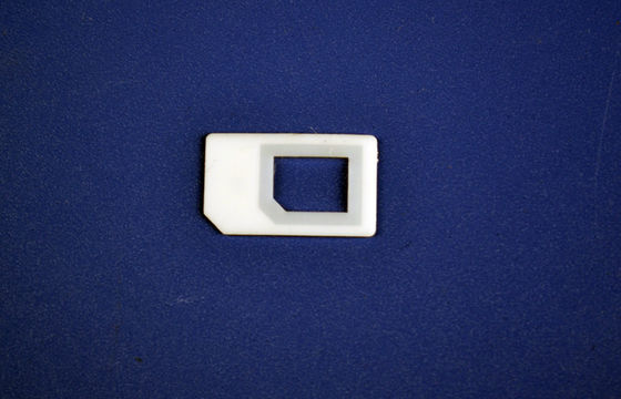 正常な電話のための小型 SIM のアダプターへの良質のプラスチック マイクロ