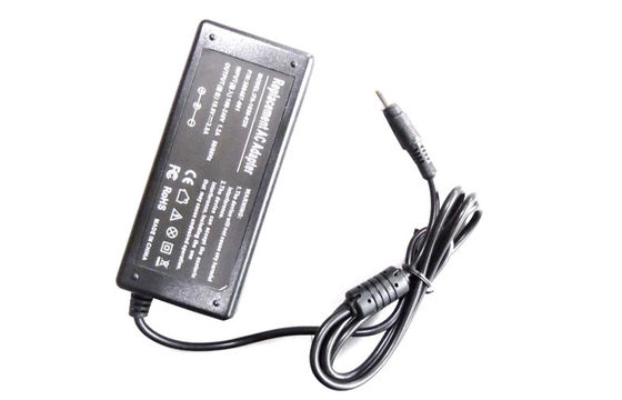 65W Penggantian Laptop Power Adapter Dampak Perlawanan Untuk HP / Compaq