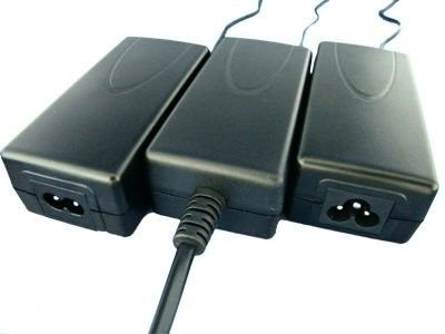 laptop power adapter 19v 2.5a