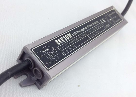 AC 90 - 130V 10W CCTV Tegangan Konstan LED Power Supply Transformer Untuk Strips LED