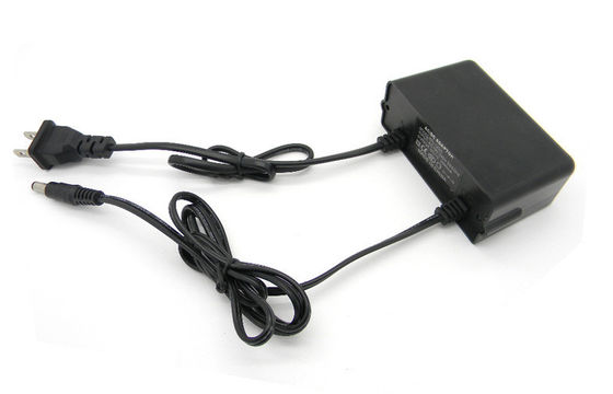 Tegangan tinggi CCTV AC ke DC Power Adapter 40W DC12V 3Amp 6 Channel, mendapatkan persetujuan RoHS