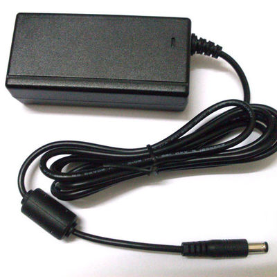 UL-/CER-C8 Tischplattenstromadapter DCs 15V 4A 60W für Ladegerät