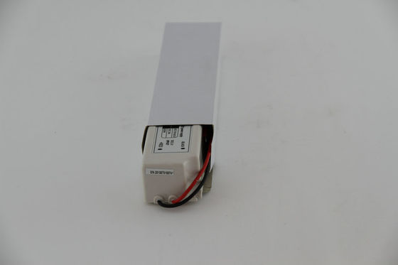 60 ワットの一定した電圧 LED 運転者 IP67 24V DC の高い信頼性をつける LED