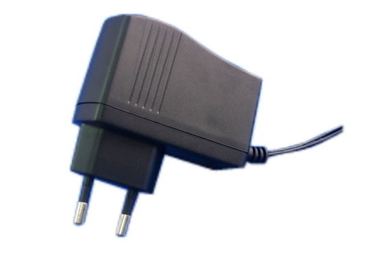 Schließen Sie wallmount AC/DC E-Sterne Stromversorgungs-Adapter-Chinas (15V 1.2A Spezifikt.) Energien an