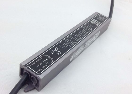 30 ワットの LED ピクセルのための一定した電圧 LED 電源 12VDC/DC 24V はつきます
