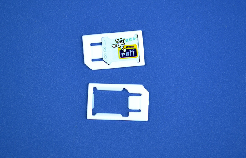2G - Micro 4S di Iphone 4 della scanalatura all'adattatore normale di SIM, ABS di plastica nero