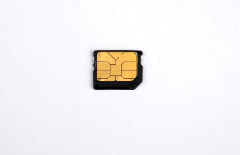 Mikro hitam plastik Nano SIM untuk Normal SIM Adapter untuk iphone 4