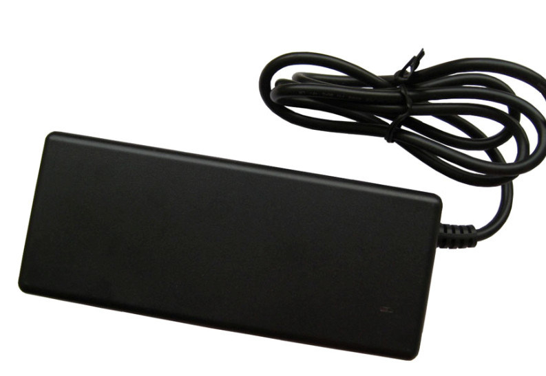 อะแดปเตอร์ 36VDC 1.5A สก์ท็อปไฟฟ้าสำหรับข้อมูลธนาคารอุปกรณ์, C-tick FCC ได้รับการอนุมัติ