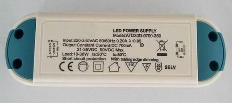 3000Ma 12V DC แรงดันไฟฟ้าคง LED Driver 36W AC 100-240V EN 61547