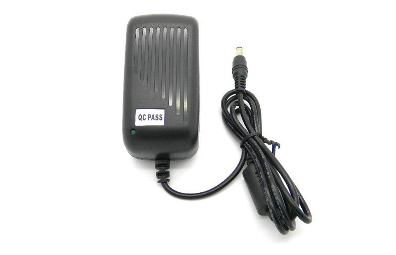 Stromversorgung des Schaltleistungs-Adapters 12V 5v 1A 2A AC100-240V