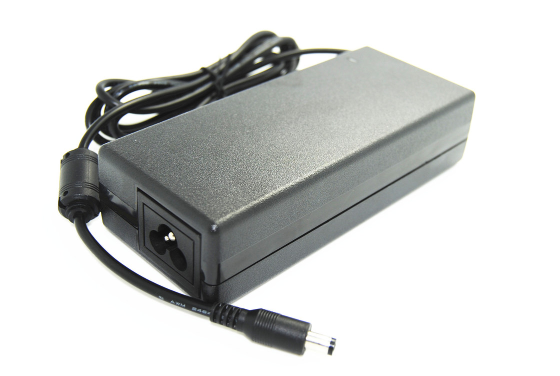 Adaptador do poder do portátil do IEC/C.A. de EN60950 Lenovo, 3 saída da C.C. 6A dos pinos 90W 15V