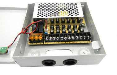 Alimentation d'énergie d'appareil-photo de télévision en circuit fermé des 9 Manche, boîte d'alimentation d'énergie de télévision en circuit fermé de 12V 5Amps